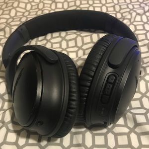 Bose Quiet comfort  35, wireless headphones